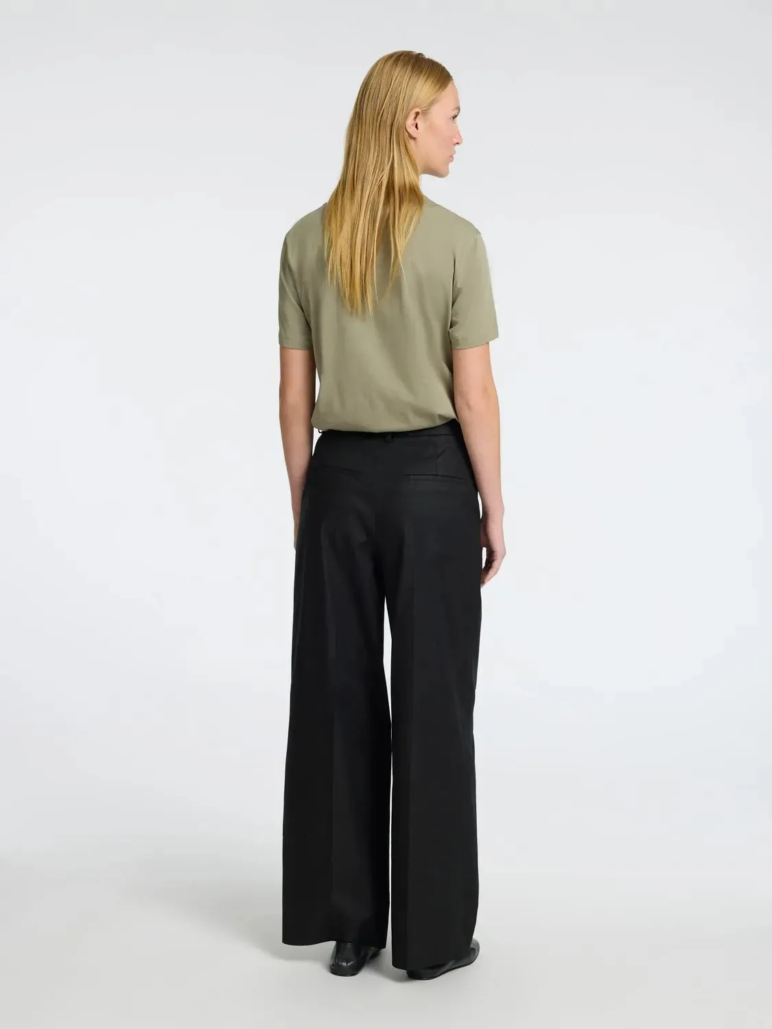 Myessential Ss O-Neck Tee Noos - Vetiver