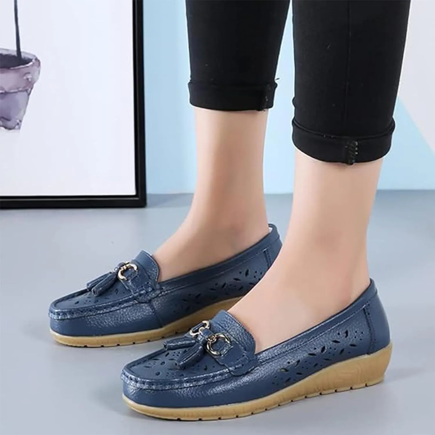 Women's Leather Classic Wedge Moccasins Slip-On Casual Walking Driving Cutout Breathable, Non Slip Soft Outdoor Comfortable Casual Flat Shoe, Versatile Trendy Driving Shoes