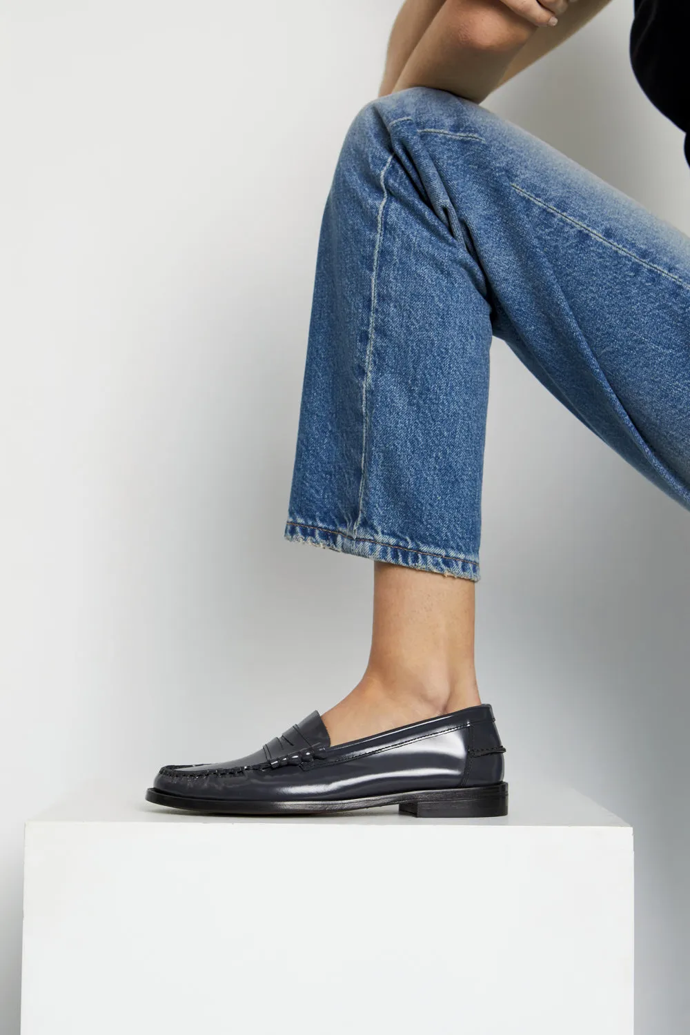Zoe Loafers in Grey Leather